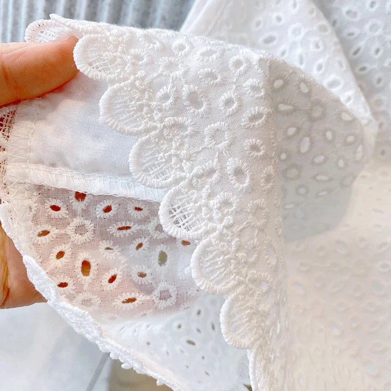 Conjunto Menina – Renda Delicada de Verão 🌸.
