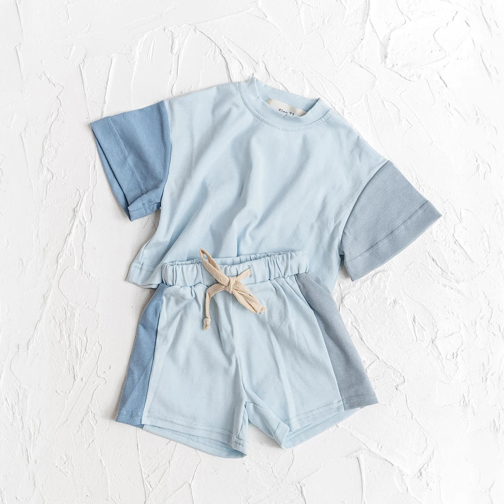 Conjunto Infantil Patchwork – Algodão Leve ☀️.