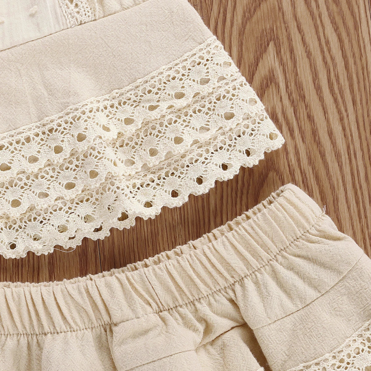Conjunto Bebé Menina – Riscas Leves de Verão 🎀.
